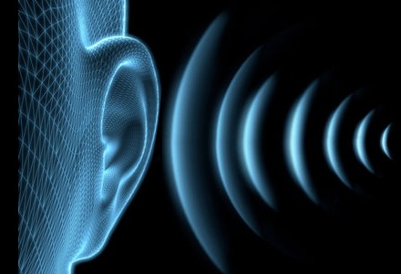 ο ήχος φτάνει στα αυτιά μας με τη μορφή κύματος