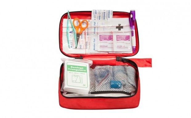 στις διακοπές πάρτε ότι χρειάζεται για μικροτραυματισμούς