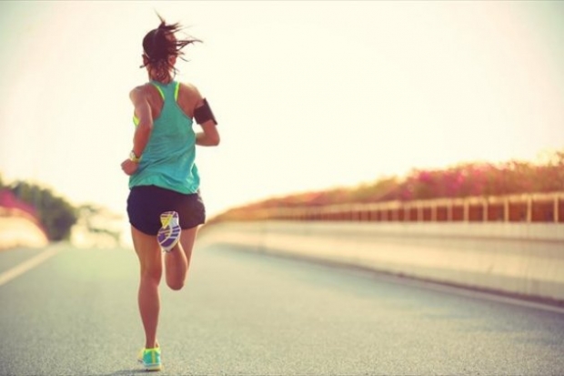 η πρωινή άσκηση βοηθάει σημαντικά στην απώλεια βάρους