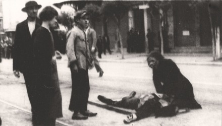Ο θρήνος της μάνας στα γεγονότα του 1936 στη Θεσσαλονίκη
