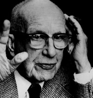 ο αρχιτέκτονας και <a style="font-weight:normal;" href="https://coolweb.gr/efevretes-skotothikan-efevreseis/" title="Ποιοι εφευρέτες σκοτώθηκαν από τις ίδιες τις εφευρέσεις τους;!">εφευρέτης</a> Richard Buckminster Fuller