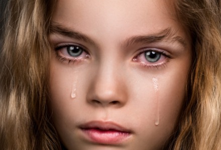 γυναίκα κλαίει