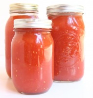 ο ντοματοχυμός απομακρύνει τις μυρωδιές