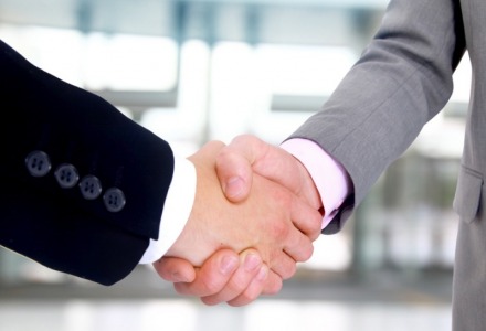 πως γίνεται η χειραψία