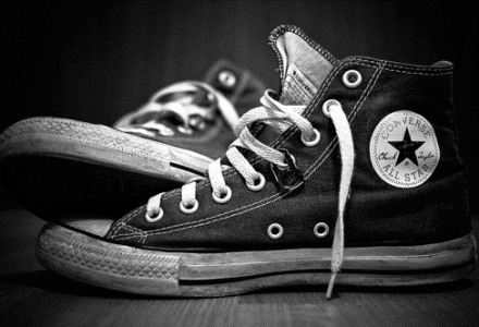 all star converse τρύπες